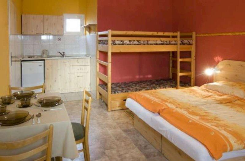 Apartmán Dalbi – Štvorlôžkový apartmán – fotografia 1