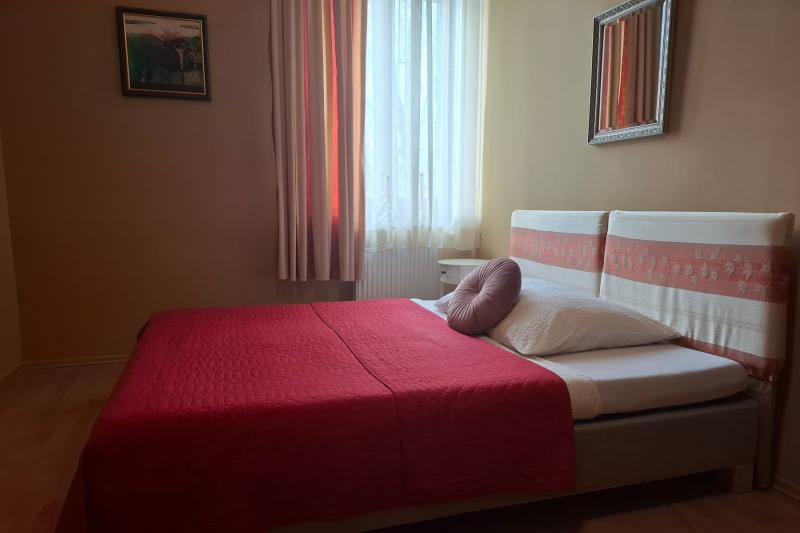 Hotel Plauter Kúria – Dvojlôžková izba – fotografia 1