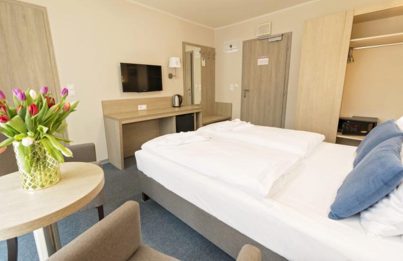 Hotel Aqua – Dvojlôžková izba – 1