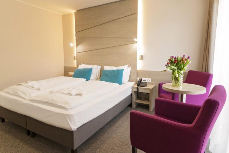 Hotel Aqua – Dvojlôžková izba s prístelkou – 4